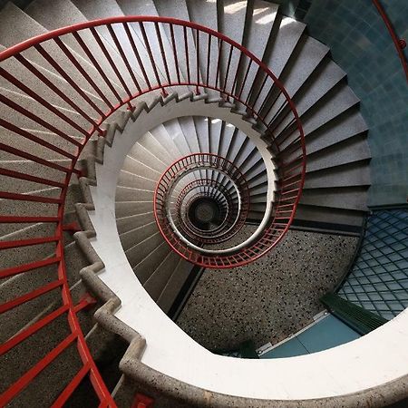 Lawyers Loft In Heritage Skyscraper ลูบลิยานา ภายนอก รูปภาพ