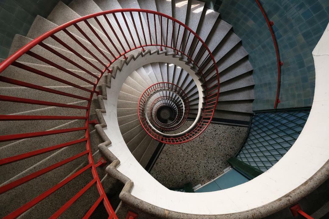 Lawyers Loft In Heritage Skyscraper ลูบลิยานา ภายนอก รูปภาพ